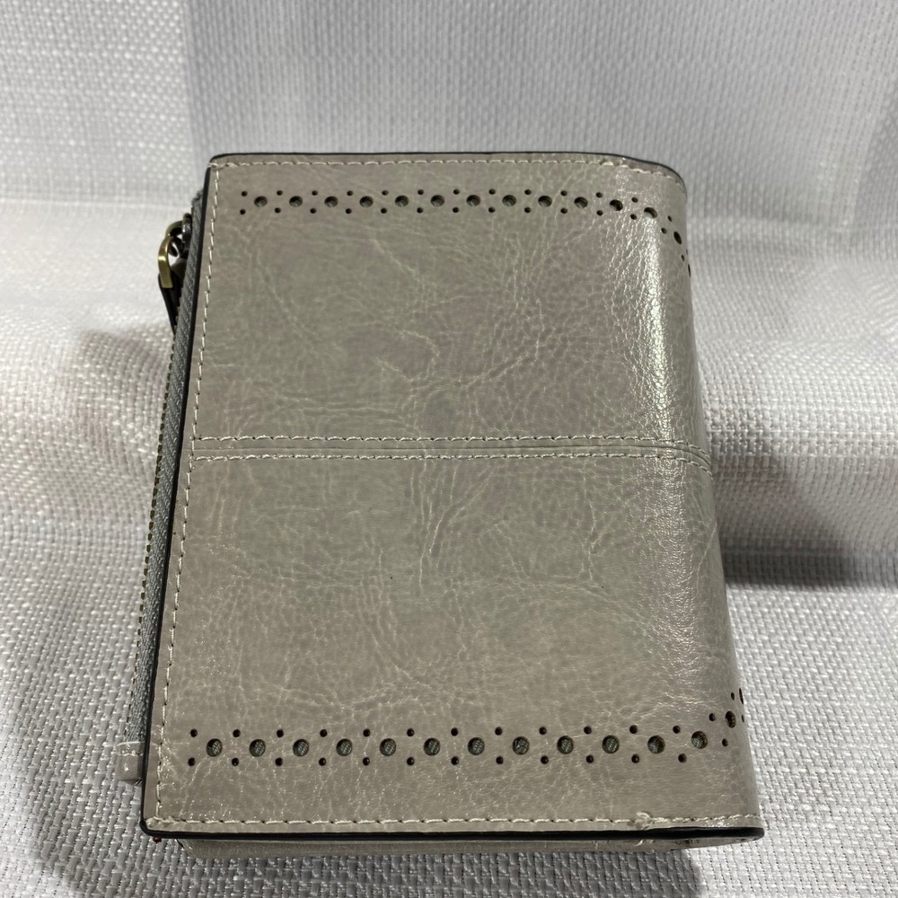 Sendefn Grey Faux Leather Bifold Wallet Sunflower Snap Laser Cut Perforated - Picture 2 of 8